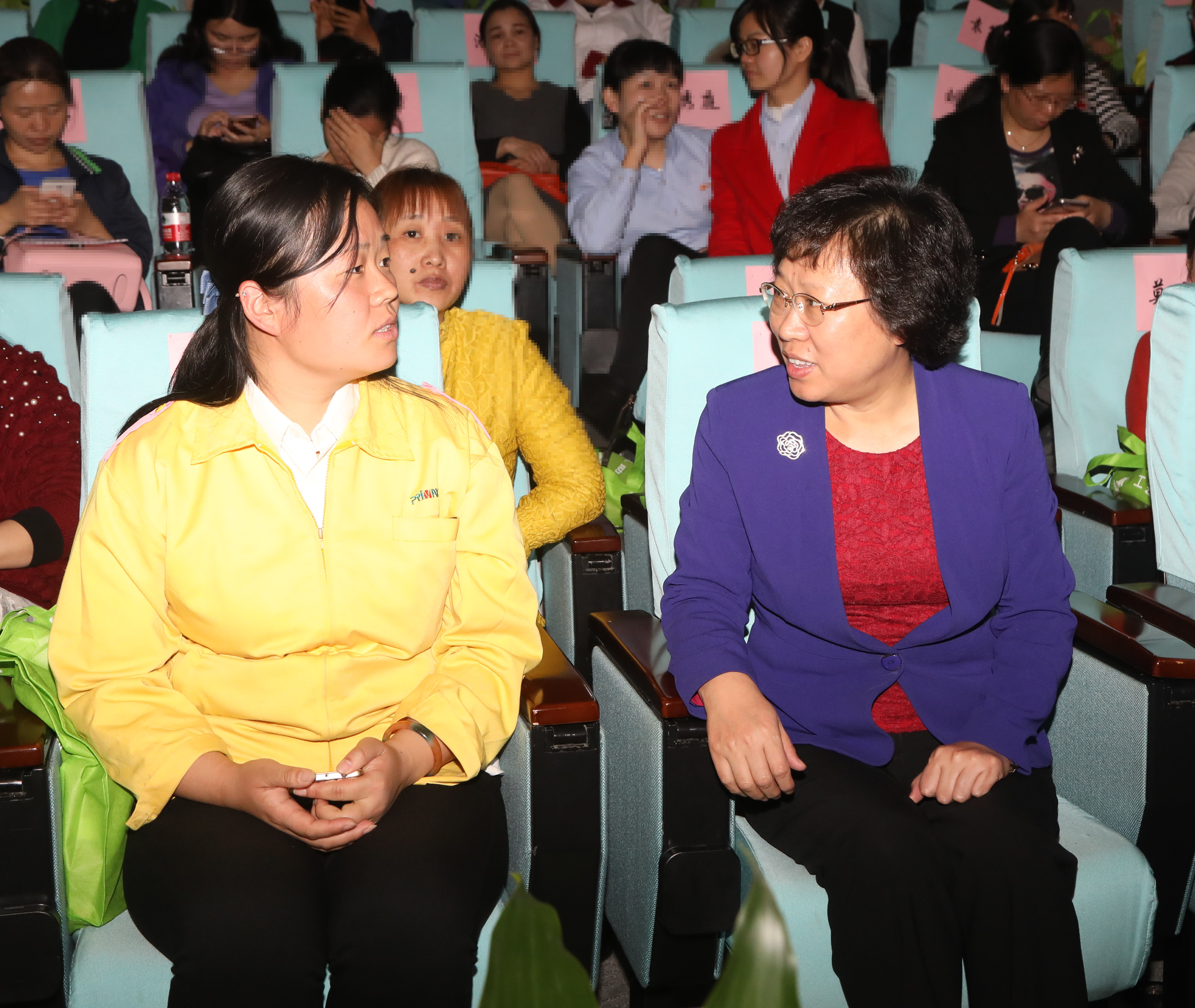 市总工会,市妇联联合举办2017年东莞市优秀女工表彰会